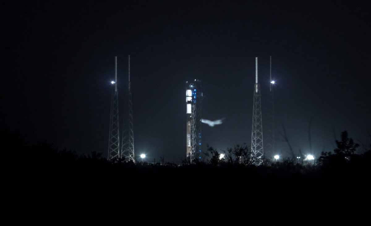 We're now less than one hour away from the planned launch of NASA's PACE mission. Liftoff is set for 1:33 am EST (0633 UTC). This will be SpaceX's 8th time launching a mission for @NASA_LSP. Watch live: youtube.com/watch?v=NEgQlS… 📸: @ABernNYC