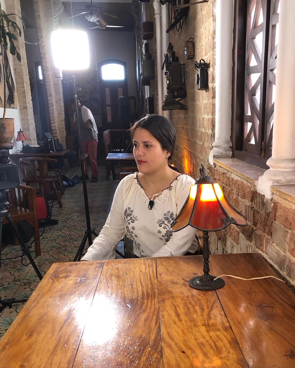 LaZafiradeCuba's tweet photo. Se graba!!! #pograma de tv #NuestraCanción con la Directora Maritza Deschapelles y la actriz y cantante Gretel Cazón. Emisión dedicada a #LosZafiros y a su emblemático tema “Un nombre de mujer” #Ofelia. 
#amorporloszafiros
#proyectocultural
#lazafiradecuba https://t.co/bpzW5unpVT