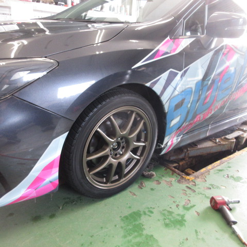 UPGshinhassamu's tweet photo. 今日の試着ですよ～～

とってもお似合いです！！（＞＜）

ご成約ありがとうございます。

春に向けてガンガン試着しますので

どしどしお問い合わせ下さいませ～～

＃インプレッサ
＃EMOITION
＃今日の試着 https://t.co/3Xu8NRFpoB
