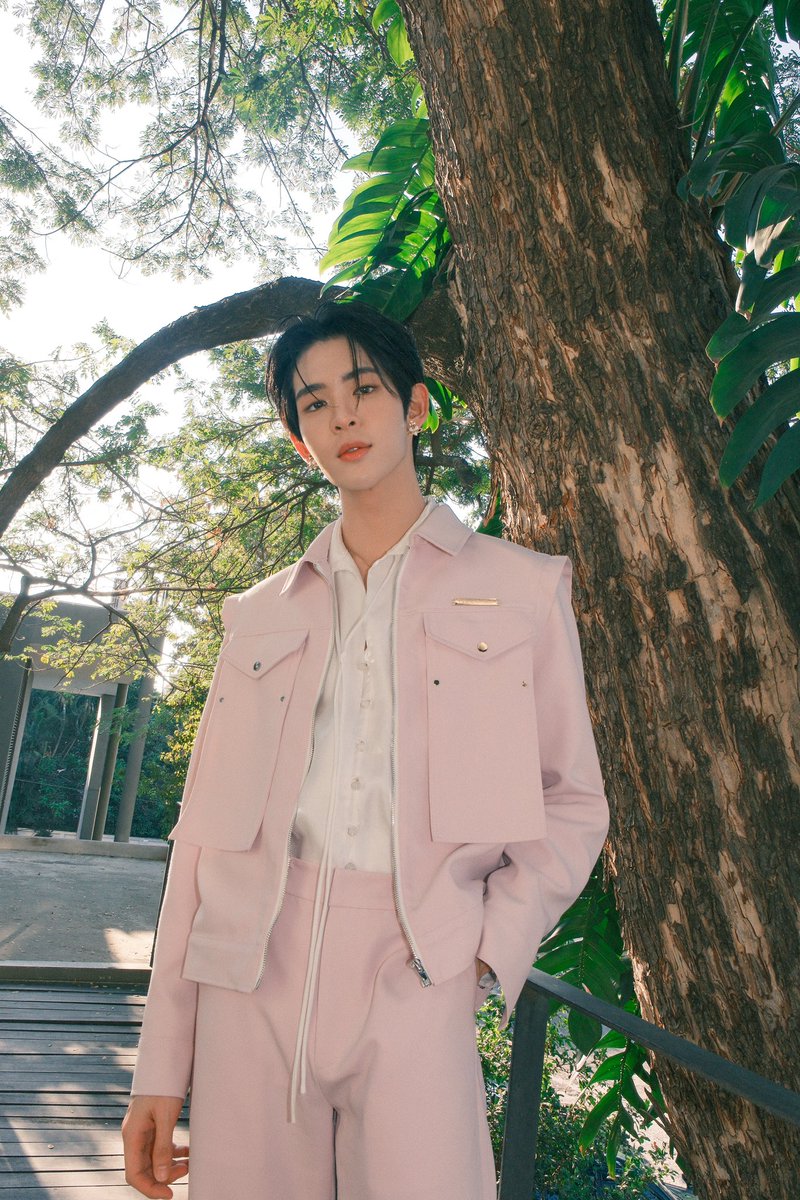 TRENDTRUE2021's tweet photo. น่ารักเกินต้าน ✨

#TRENDANDTRUExNetJames 
#JamesSu #NetJames https://t.co/RxY350nIlB
