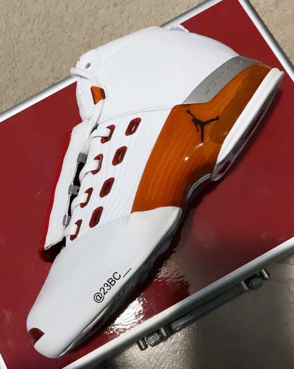 Sneaker Bar Detroit on X Air Jordan 17 Varsity Red 2002 https t sE7t2evXs6 X