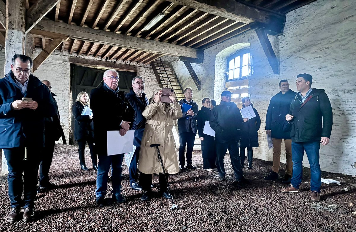 #JournéeImmersion 
✅Nos élus sont réunis aujourd'hui pour une journée immersion dans le #GrandArras consacrée au programme Pluriannuel d'investissements de la CUA ou PPI.
📍Début de la #JournéeImmersion sur l'esplanade du Gouverneur à proximité de la #citadelle d'Arras