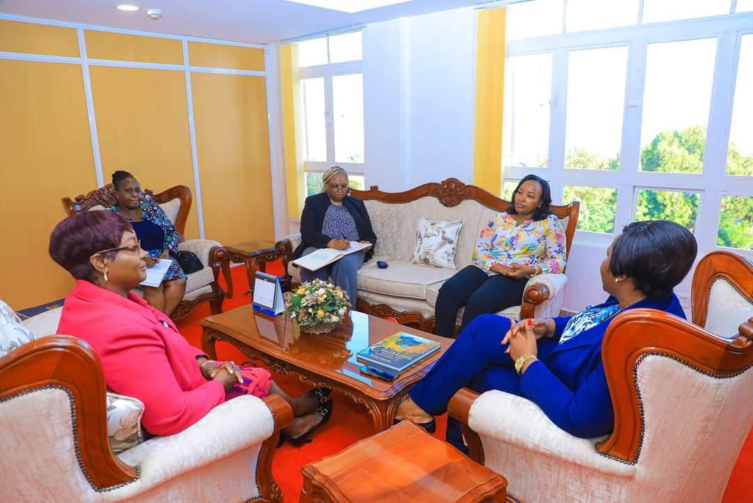 PS @Terry_Mbaika during Own Source Revenue(OSR) benchmarking visit to @HomaBayCountyKE @gladyswanga said that SDD has developed through Kenya Devolution Support Program(KDSP)II an intervention in OSR to Foster accurate &predictable budgeting as well as Revenue Raising Measures.