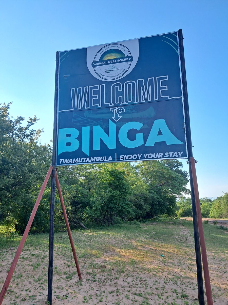Privileged to have gone to one of the most marginalised areas in Zim, Binga,to distribute FIFA FORWARD equipment meant to resuscitate grassroots thru junior football dvpt.Also in line with some of @FIFAcom's objectives to encourage mass participation & give every talent a chance