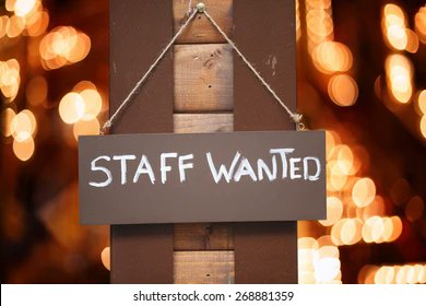 We’re looking for great people to join our friendly team. We’ve got a range of P/T and F/T positions available for a cleaner, front of house and in the kitchen.  Must be over 18 and able to work at least one shift over the weekend. Email your CV to info@mercatgrill.com.