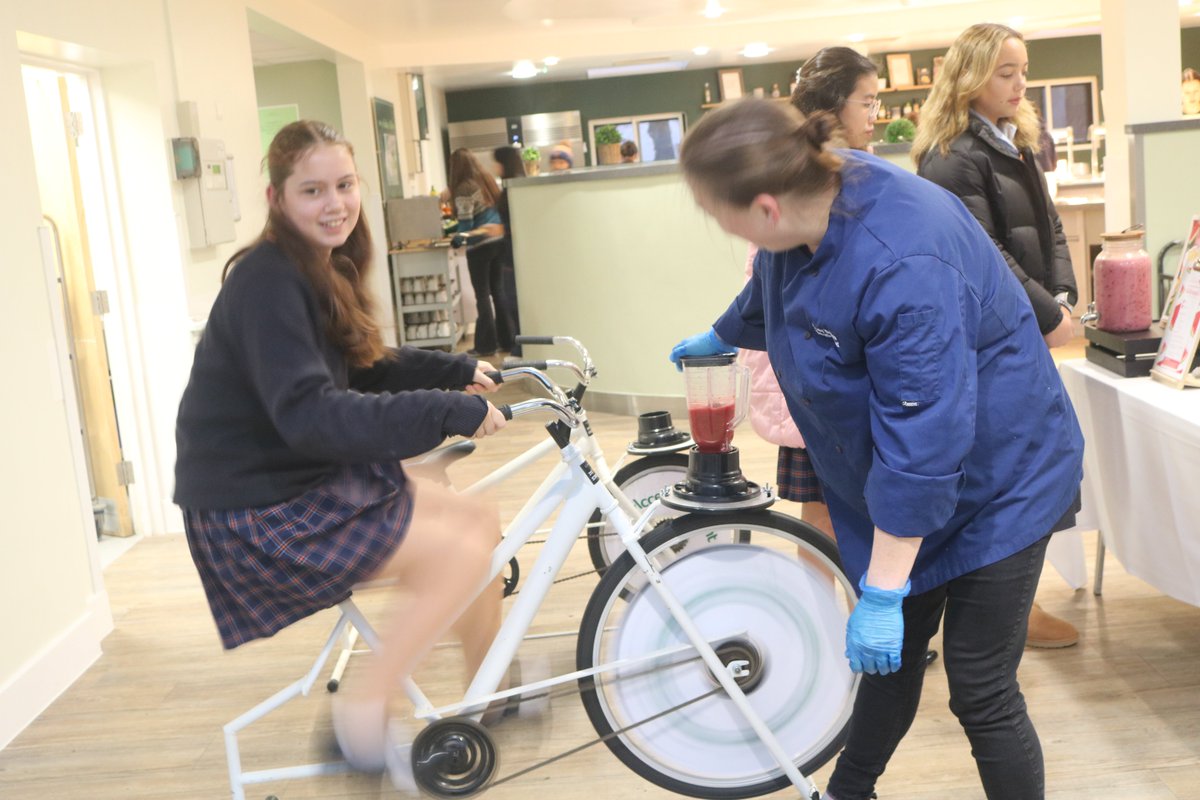 Pedalling our way to a nutritious morning 🚴‍♀️

Last week <a href="/AccentCatering/">Accent Catering</a> powered up the smoothie bikes at breakfast t and provided the girls with two mouth-watering options - Orange Blush and Waterapple. 

#smoothiebike #morningsmoothie