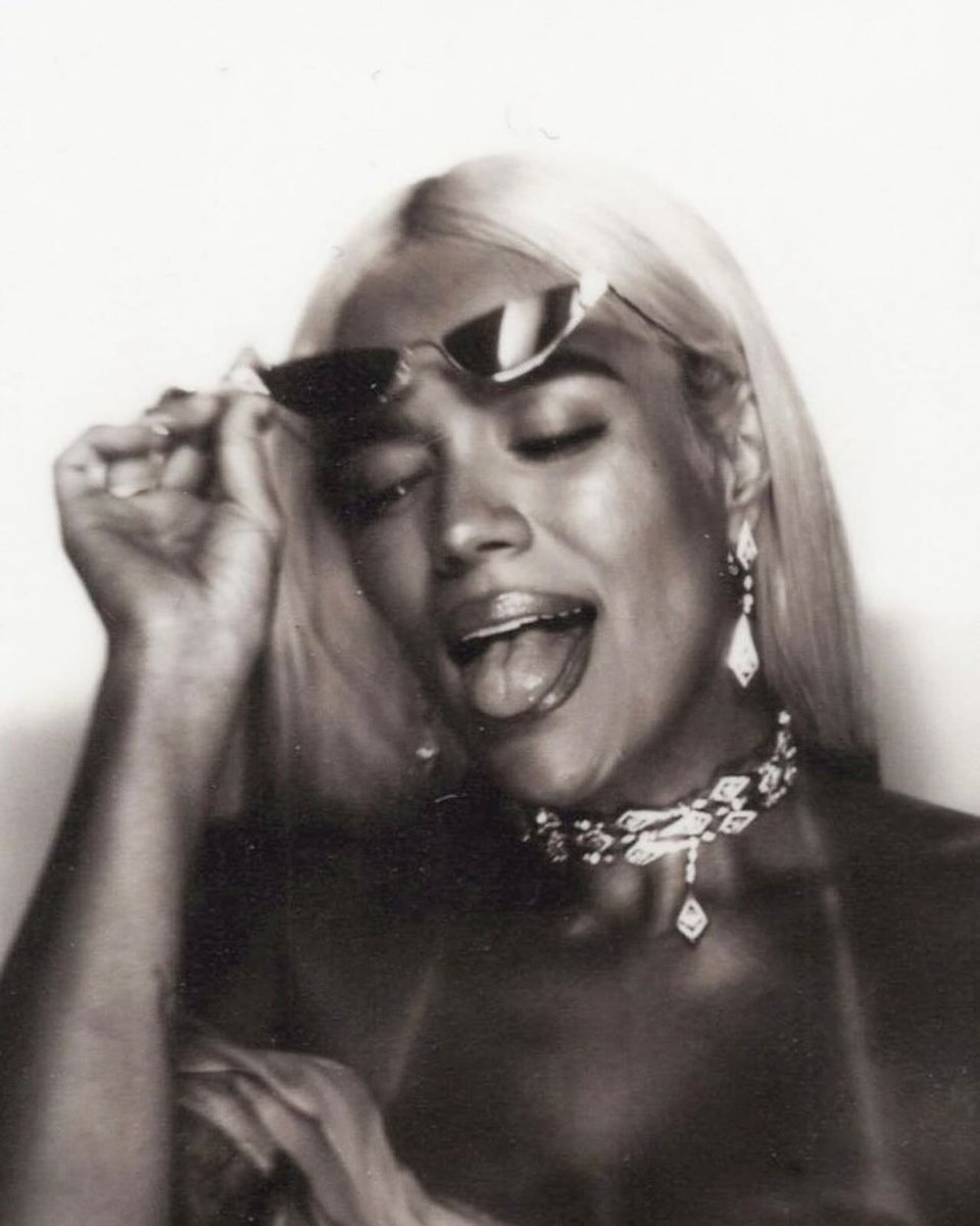 Karol G para los #GrammyAward.