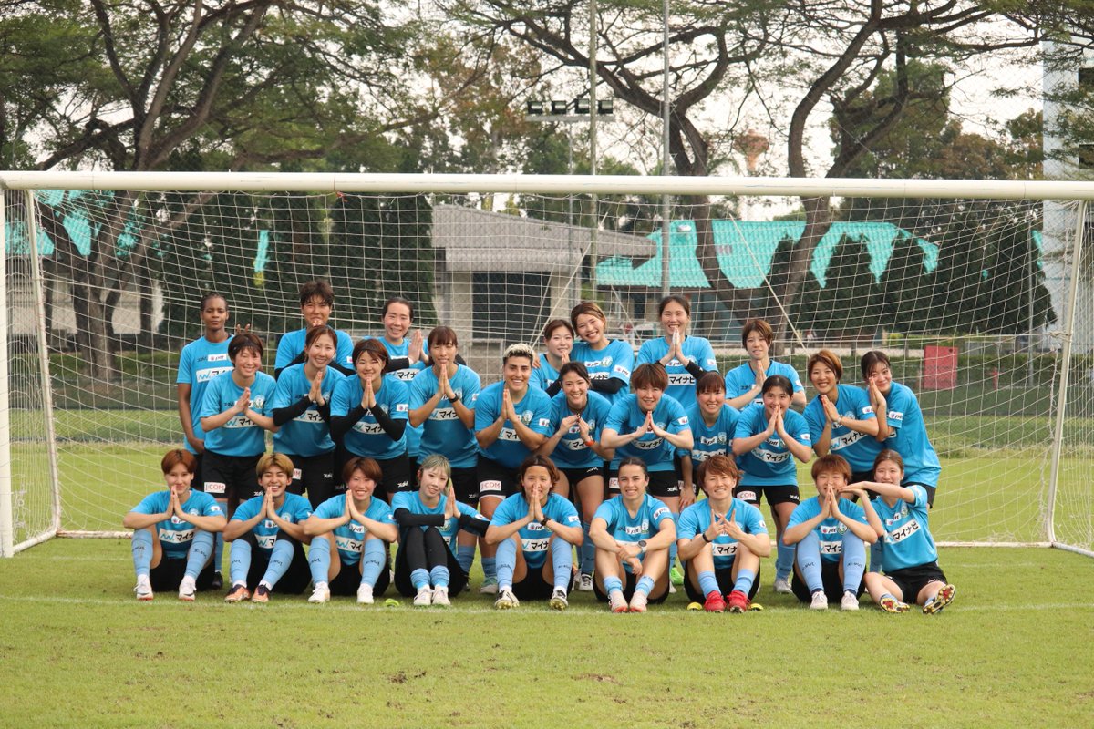 mynavisendai's tweet photo. 🔵🇯🇵#タイキャンプ 2日目🇹🇭🟢

CAMP Training Photo
みんなで🙏📷✨

#mynavisendai
#Thailand
#ราชอาณาจักรไทย
#ptt https://t.co/9QLJ2MCBSi