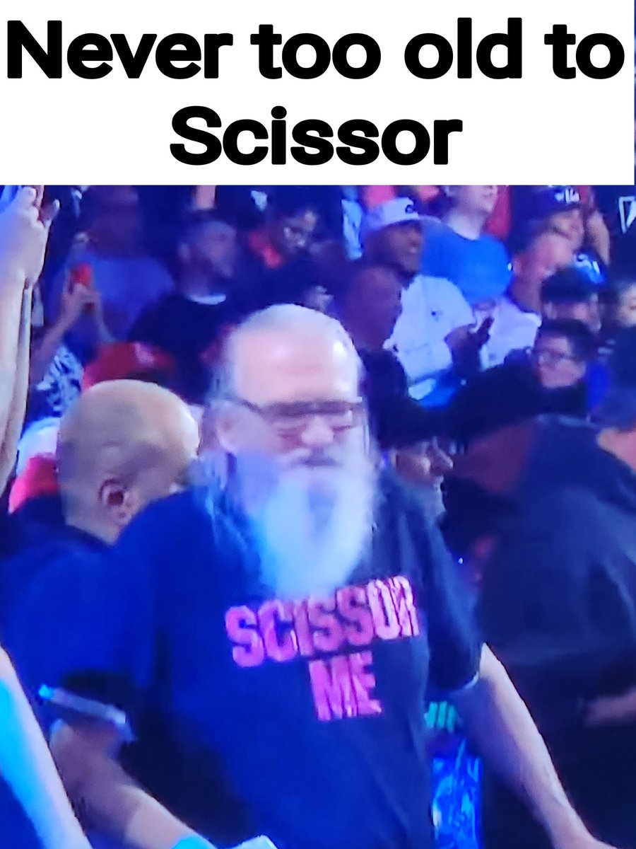 ButthurtIssac's tweet photo. @AEW 
#AEW #AEWDynamite #ScissorMe https://t.co/GlungGWnKI