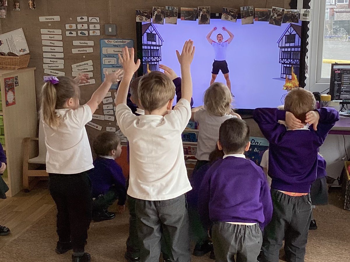 GarswoodNursery's tweet photo. Our 3 & 4 year olds observed the effects of activity on their bodies with a Firefighter workout @GarswoodPrimary #EYFS #Exercise #Firefighter #PhysicalDevelopment #GrossMotorDevelopment https://t.co/JolTeROP0i