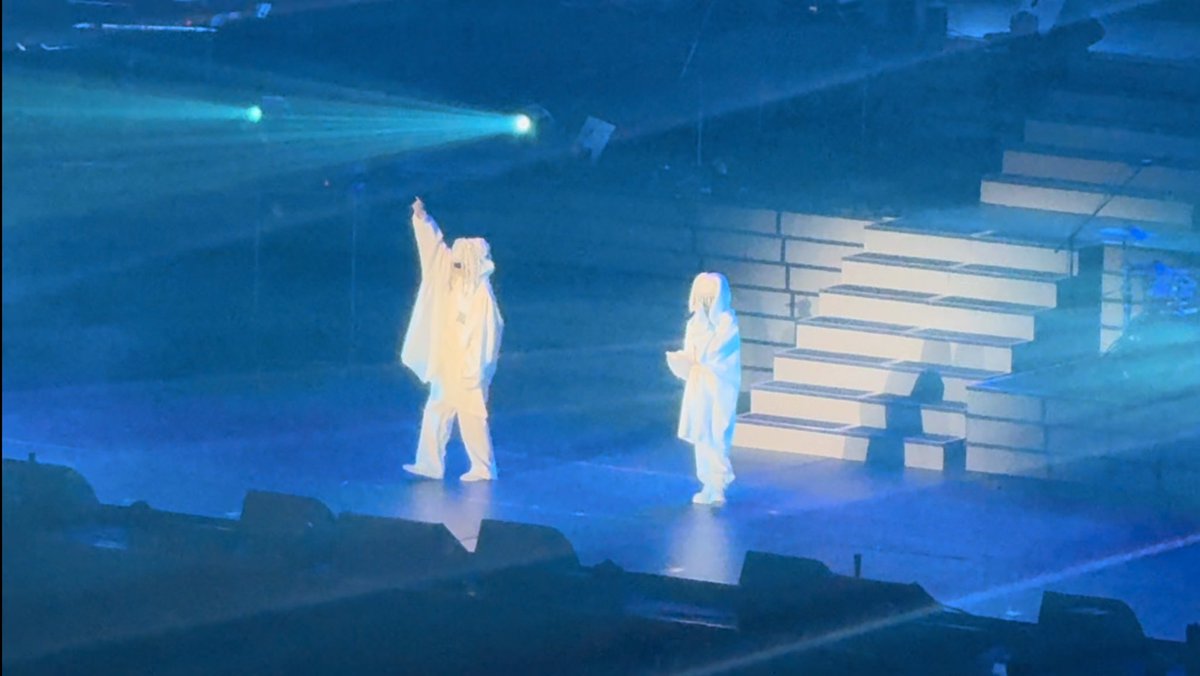 Arlo0405's tweet image. #超英雄祭2024
最高のライブでした！！！🌏✨✨🎤
blank paper鳥肌やばかった🥹🥹🥹
（撮影、SNS投稿OKパート）
#blankpaper
 #C45P3R  #T3R354