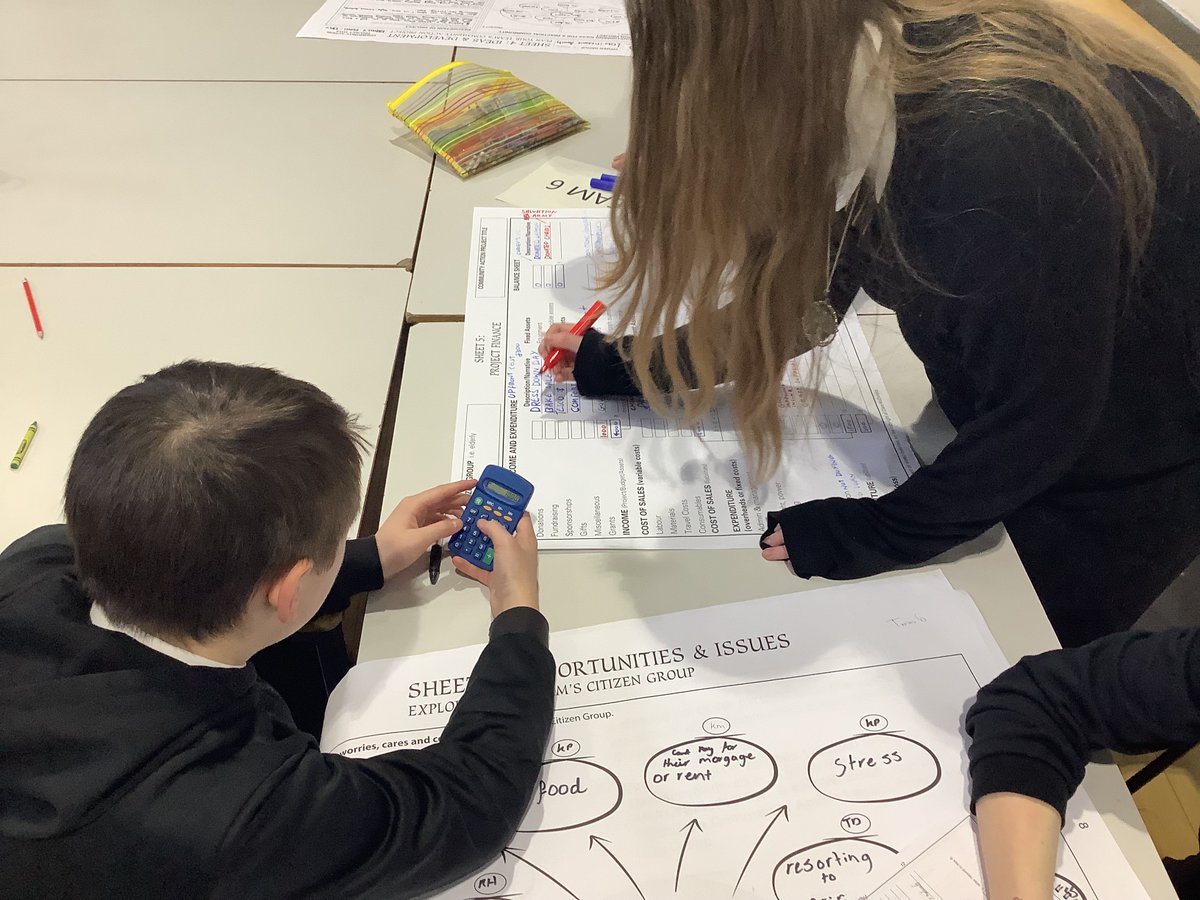 What a fantastic day our S3 Pupils are having!  Thanks to The Malcolm Group and #BraveheartChallenge.  <a href="/GHSfalkirk/">Graeme High School</a>