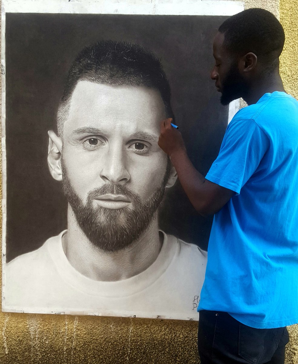 @TrollFootball I am a Legend😭 While we're here, Pleaseeee repost my pencil drawing 🙏♥️