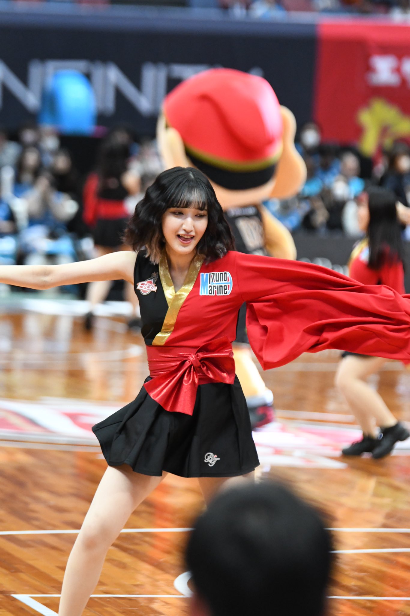 大阪エヴェッサ　チアダンス　ユニフォーム 大阪エヴェッサ チアダンス ユニフォーム 美品 hq720.jpg?sqp=-