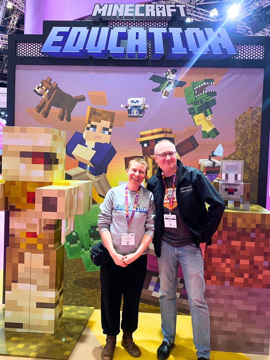 Amazing day at BETT with the @PlayCraftLearn Minecraft Education team! Met incredible people using Minecraft Education in genius ways. Including @BeckyKeene @thatminecraft12 @JustinEducation