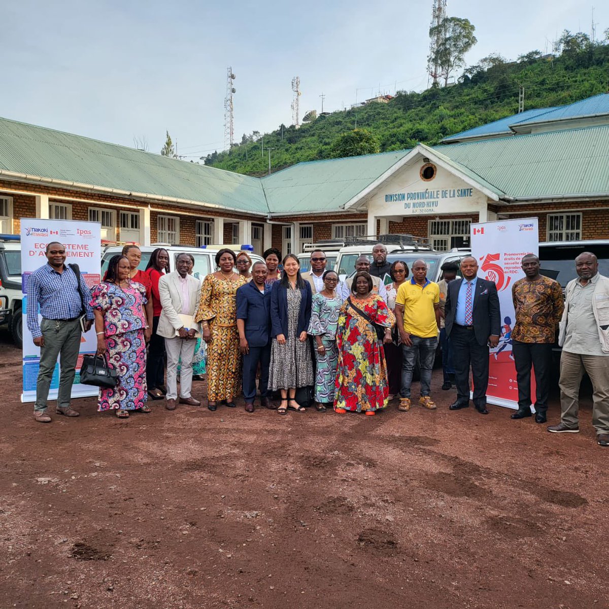 #RDC #CanadaInGoma À la division provinciale de la santé, la délégation de <a href="/CanadaRDC/">Canada en RDC</a> a échangé avec les acteurs gouvernementaux de la santé, jeunesse et genre, sur les #DSSR, les #SSR #VBG et #AvortementSecurisé 
<a href="/DevCanada/">Développement Canada</a> 🇨🇦🤝🇨🇩 @IpasRDC