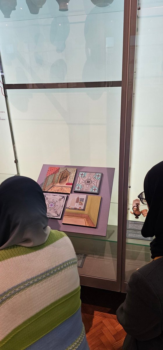 educ_research's tweet image. Inspiring Monday: fantastic collaboration unfolding between @MEACentral @Burnage_Academy students who met for the first time to explore themes of colonial collections, journeys & repatriation. Big thx to @history_belong youth researchers & @debate_mate 👏🏽