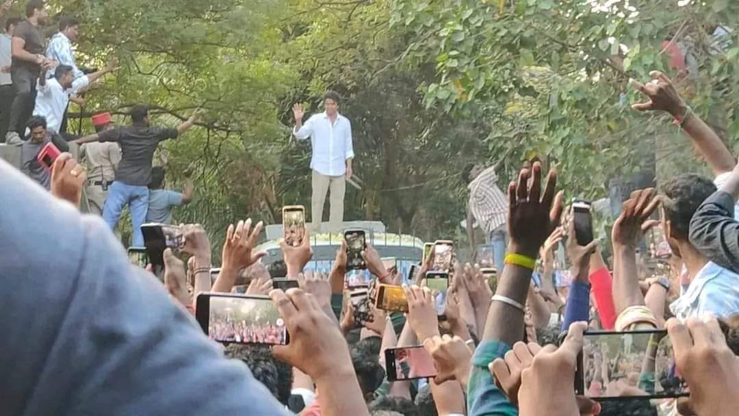 #ThalapathyVijay to contest in Thoothukudi or Naagai constituency in 2026 Election..💥

• First Grand Conference will be conducted in Thoothukudi or Thirunelveli..⭐ Party Flag and Executives will be introduced in the event..✌️