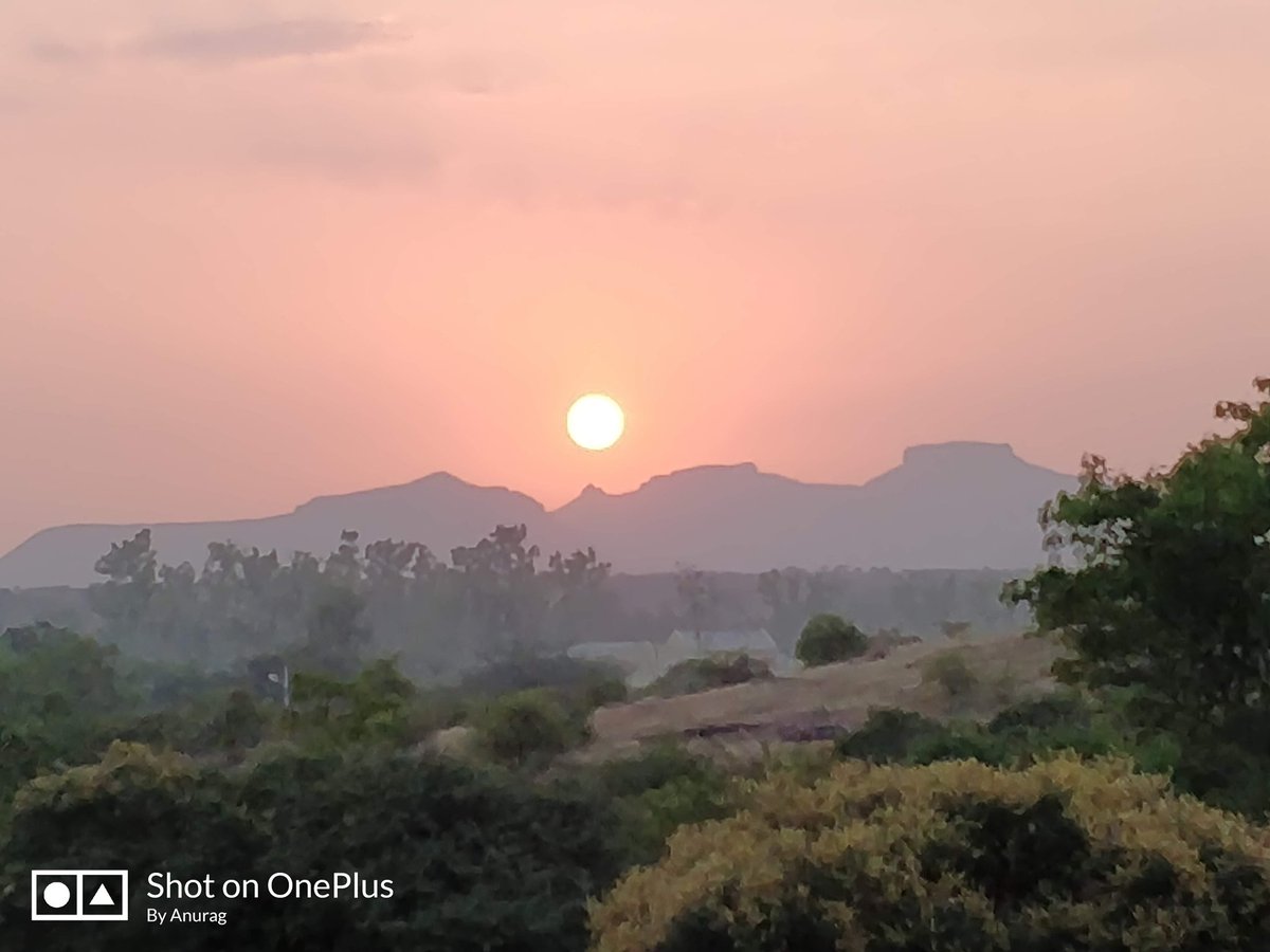 AeyCeeTee's tweet image. The Iconic Skyline...
#Devlali