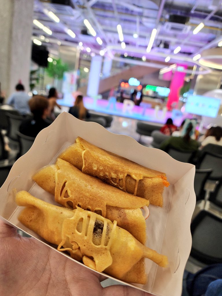 Harukamiyan_'s tweet photo. カノムトーキョーおいしい😋❤
#StartUpTH
#StartUpTHOpenHouse
#TrueID
#TrueC
#uppoompat https://t.co/9gbloxnyEt