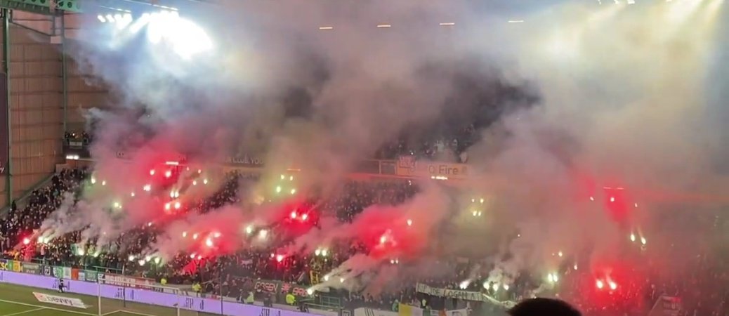 alegil2101's tweet photo. Some pyro show right enough fae celtic last night 😂😂😂 https://t.co/TCKhxD5DY5