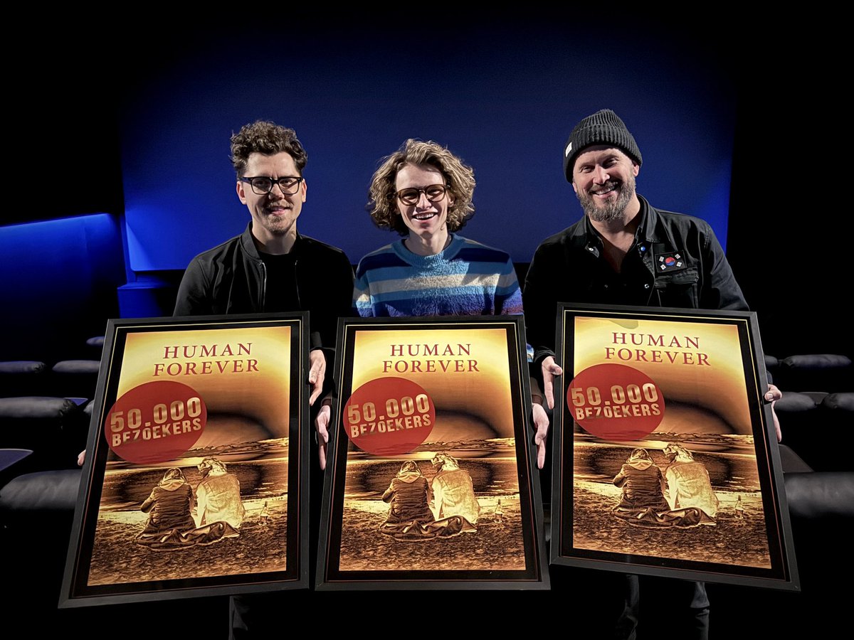 Wauw! Binnen drie maanden zijn er meer dan 50 duizend mensen naar #HumanForever gegaan en daarmee staat deze nu al in de #top10 van de best bekeken documentaires aller tijden in de bioscoop. 

Niet alleen heel speciaal, maar vooral heel belangrijk voor een film over dementie. 💚