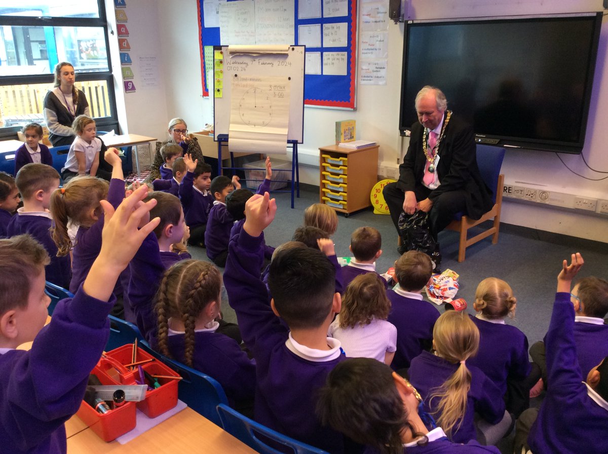 Peacehaven Heights Academy tweet media