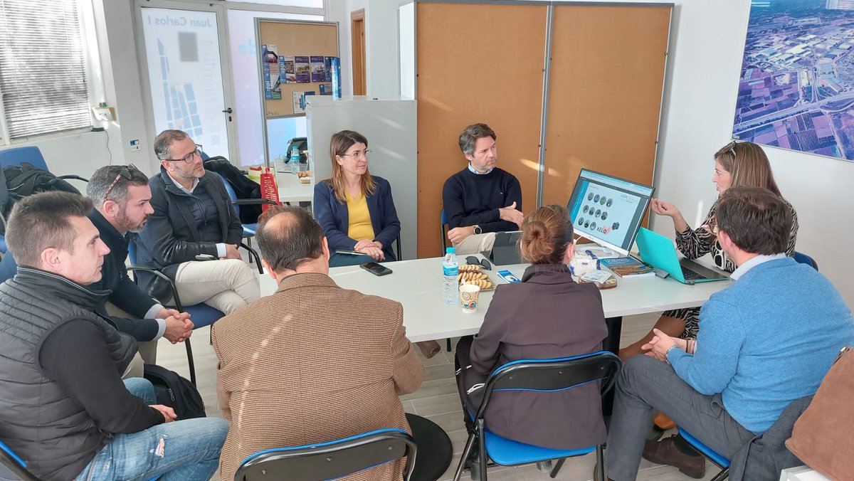 👥 Ayer celebramos la primera reunión de la 𝗝𝘂𝗻𝘁𝗮 𝗗𝗶𝗿𝗲𝗰𝘁𝗶𝘃𝗮 de 𝗔𝗣𝗣𝗜 del año, caracterizada por un espíritu de colaboración y un firme compromiso con el desarrollo de la asociación 🤝