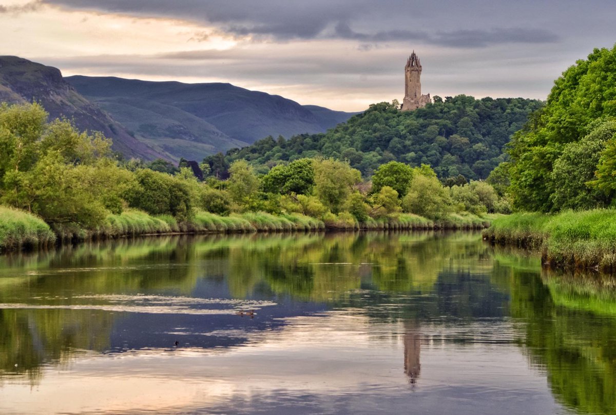 @DailyPicTheme2 Incredible 💖
#WallaceMonument ✊