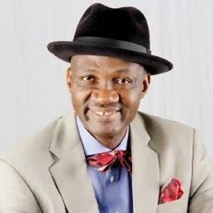 SaharaReporters's tweet photo. BREAKING: Ex-President Jonathan’s Former Aide, Ojuogboh Dies Watching Super Eagles Against South Africa | Sahara Reporters https://t.co/wl5Bk4tdaz https://t.co/fqanpnDK6r
