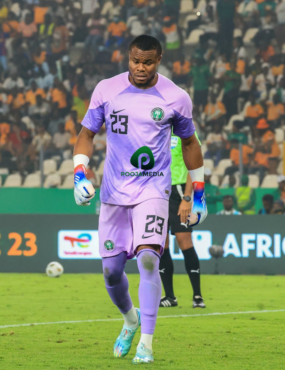 PoojaMedia's tweet image. He was beating himself for not saving the second penalty kick from South Africa. 

Mentality 🔥🇳🇬

#PoojaXAFCON2023