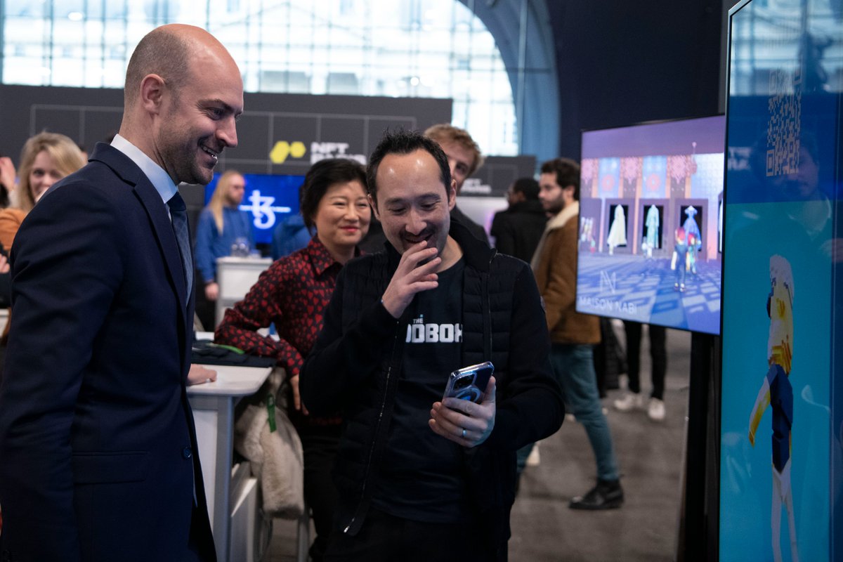 NFT Paris tweet media