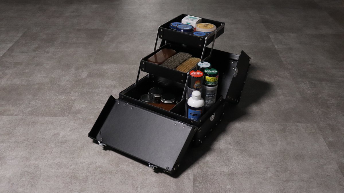 【M.MOWBRAY×安達紙器シューケアBOXオーダーイベント】

場所：ルクアイーレ８階イセタンメンズスタイル　シューケア・リペアコーナー内

期間：2/9（金）～2/15（木）

ぜひご来店お待ちしております。

#mowbray
#靴磨き
#shoecare
#shoeshine
#シューシャイン
#シューケア
#革靴
#靴
#大阪