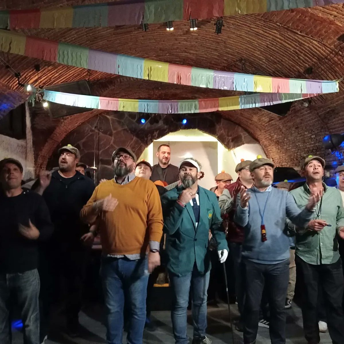 Chirigota Callejera Los que tienen festivo tweet media