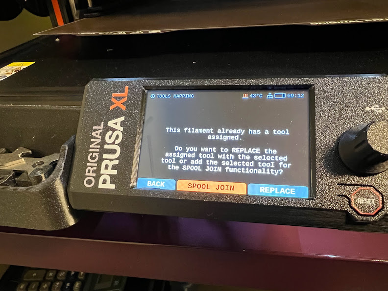 waldo_3dp's tweet photo. Applying @josefprusa 's #PrusaTips:
Intention is: don't waste good filament (orange part), but apply leftovers to whatever is not visible.
Interlocking both colors - AND using the "spool join" on the #PrusaXL to combine multiple toolheads for 1 color.
#3dprinting @Prusa3D https://t.co/sgzTnTSoHx