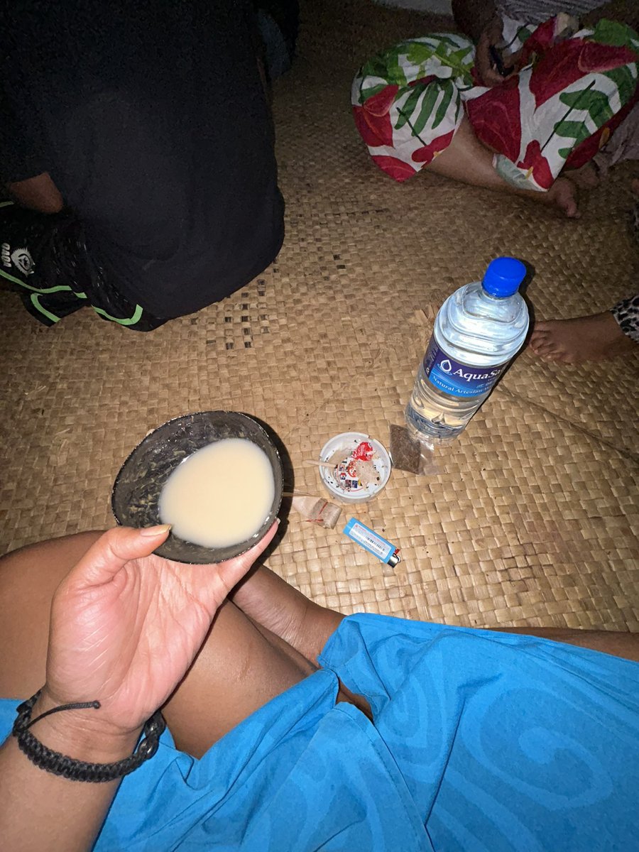 P E K A 🥥 tweet media