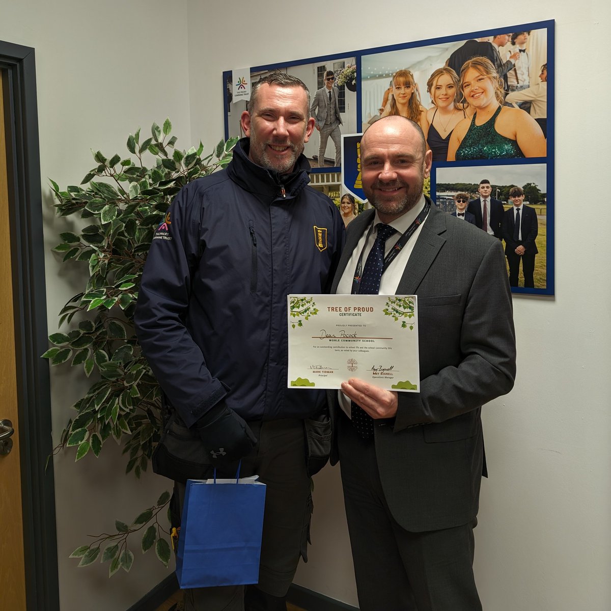 This morning we awarded our termly PROUD award to Mr Pocock, our Maintenance Coordinator. A very well deserved award - always friendly, helpful, and much loved by all staff and students. #proudofworle #wcsa <a href="/WorleCSA/">WCSA</a>