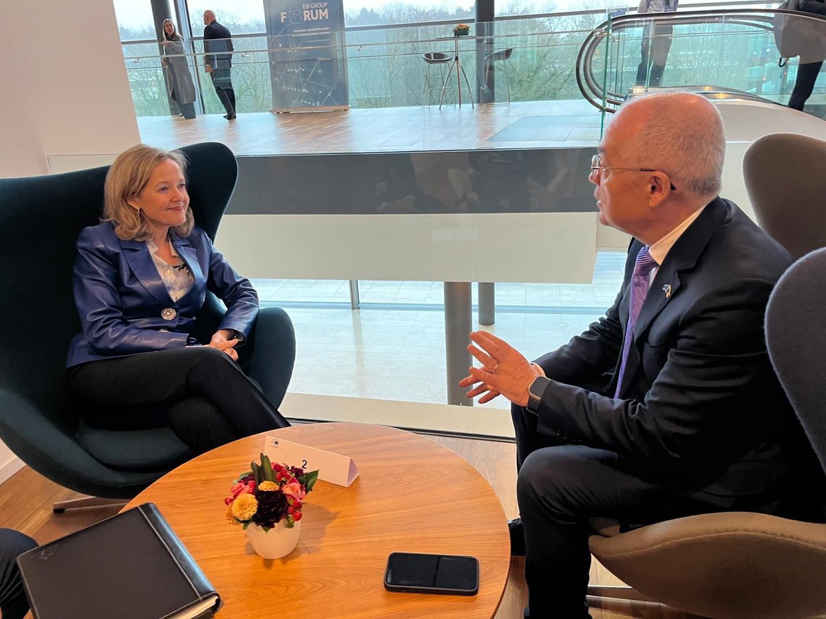 Emil_Boc's tweet photo. Excellent meeting w/ @NadiaCalvino , President, European Investment Bank. 
Cohesion Policy at the core of our collaboration between @EU_CoR and EIB through the Joint Action Plan for Cooperation. 

#CohesionPolicy #EIB #EIBforum #EUCoR #EuropeanUnion #EU #UE #COTER #collaboration https://t.co/1wGpbPx5e1
