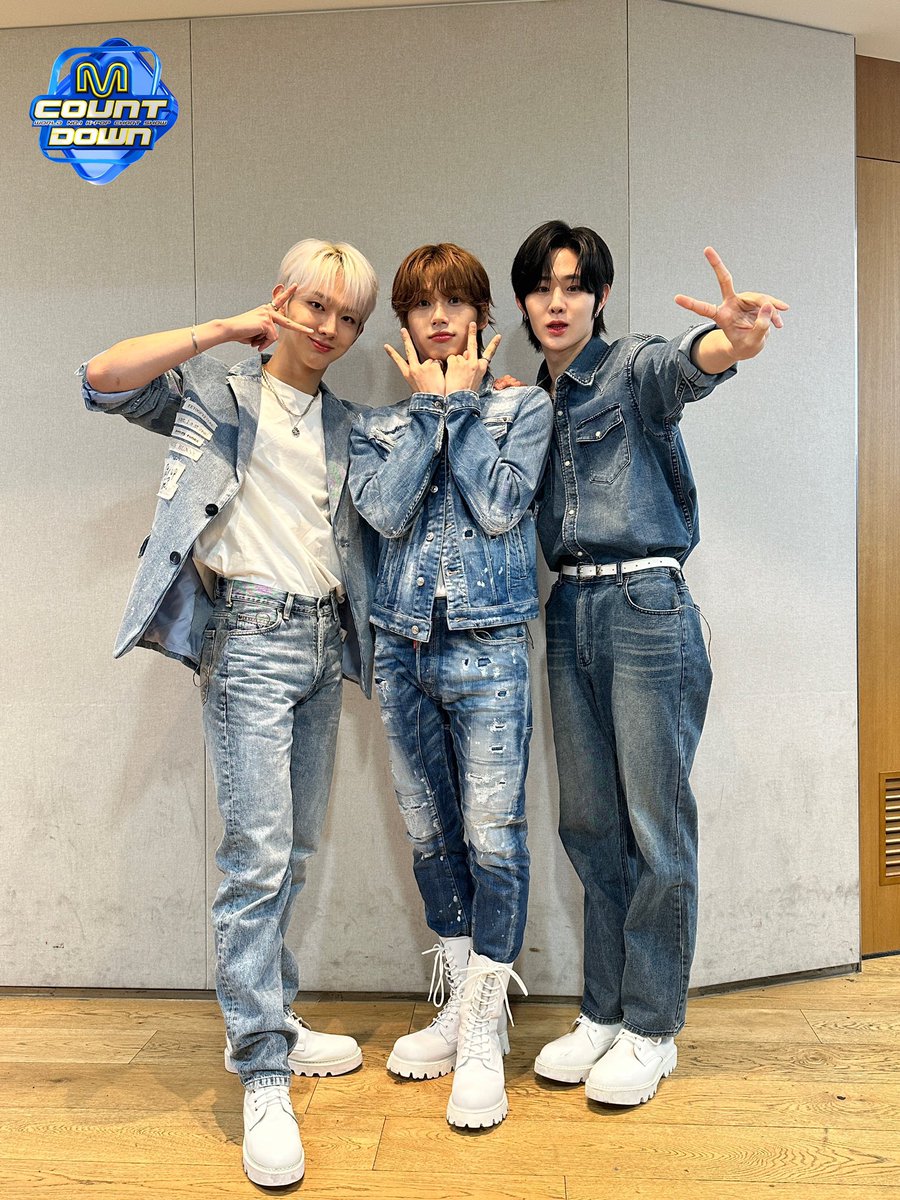 Myeongchangz 'A journey' Special Stage 💙🩵🤍