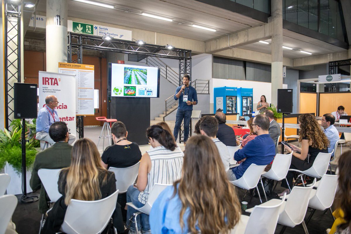 irtacat's tweet photo. 🚨El 12 de febrer finalitza el termini per apuntar-se al #PitchingDay que se celebra el 19 de març a la #fira @AlimentariaBCN.
Si ets una #startup agroalimentària, inscriu-te ara! És una oportunitat única per donar-la a conèixer.
👉Més info: https://t.co/PXxnRPh0AW https://t.co/EVJ95yW4FV