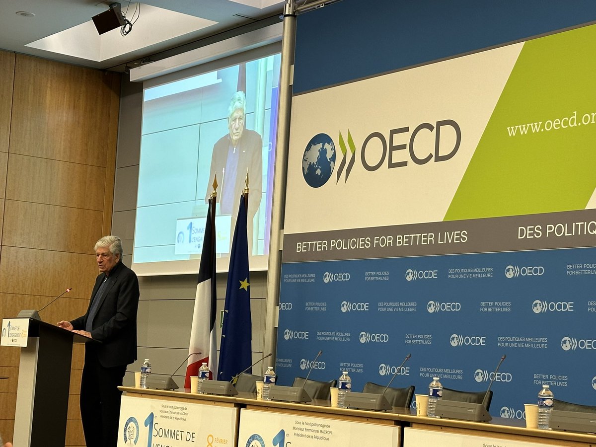 Ouverture du Forum de l’engagement qui a pour mission de fédérer tous les acteurs du changement dans un nv pacte de confiance entre l’entreprise, la société et les pouvoirs publics. #SDE2024 On parle svt de #Liberté #Égalité mais l’on oublie souvent #Fraternité M.Lévy.<a href="/OCDE_fr/">OCDE</a>