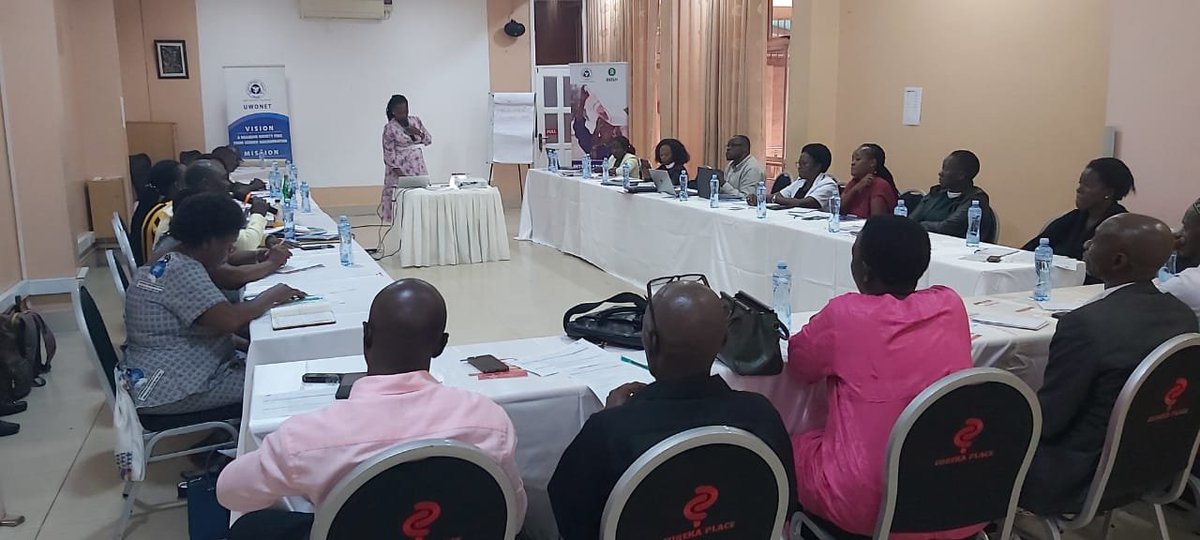 📌UWONET is currently hosting a two day capacity building workshop with religious and cultural leaders on unpaid care and domestic work to strengthen commitment on the 4Rs: Recognition, Reduction, Redistribution & Representation @OxfaminUganda @Mglsd_UG @cbsfm_ug @MakeCareCount