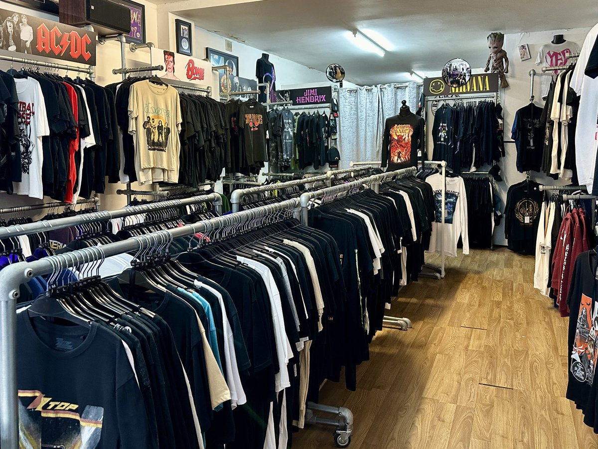 RocktPooleMerch's tweet photo. From AC/DC to ZZ Top and everything in between from the 1950’s to the 2020’s in all musical genres come check us out at 58 High St Poole or online 24/7
#BandMerch #RockMerch #Rock #Metal #Punk #Ska #Reggee #PooleHighStreet #RockShirts #Alternative
#Poolebid https://t.co/4YM81jR4c6
