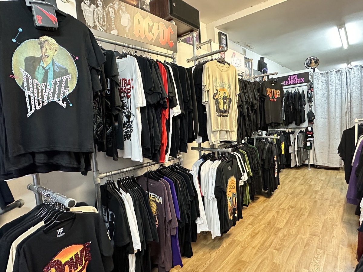 RocktPooleMerch's tweet photo. From AC/DC to ZZ Top and everything in between from the 1950’s to the 2020’s in all musical genres come check us out at 58 High St Poole or online 24/7
#BandMerch #RockMerch #Rock #Metal #Punk #Ska #Reggee #PooleHighStreet #RockShirts #Alternative
#Poolebid https://t.co/4YM81jR4c6