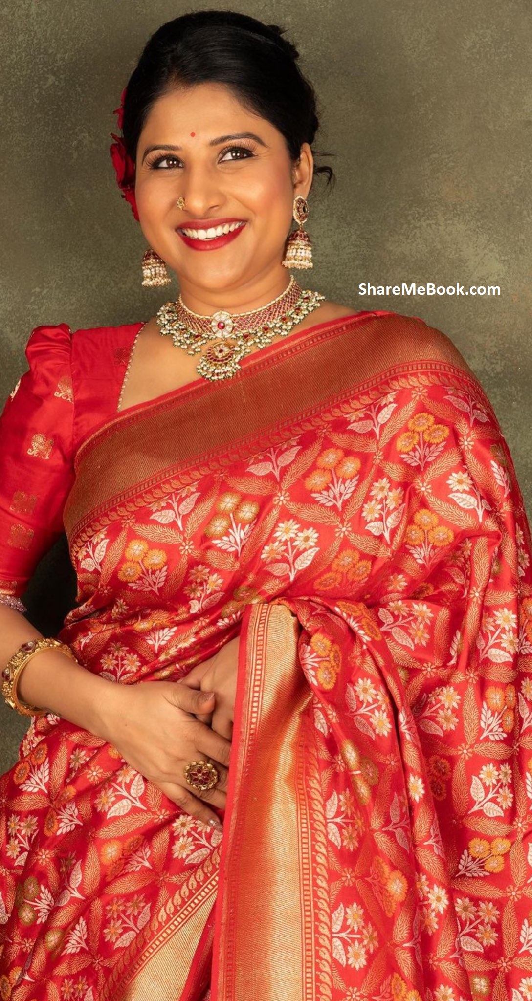 Image Singer Mangli — The Most Beautiful & Dynamic Voice of Indian Folk Music | iiQ8 Entertainment