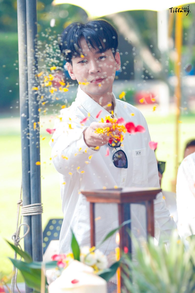 TifffKK's tweet photo. 🤣🤣
@KiimMon 
#ขุณขิมมอญ
#บวงสรวงละครรู้จักพี่ยาใจไหม https://t.co/jrNt9FulU1