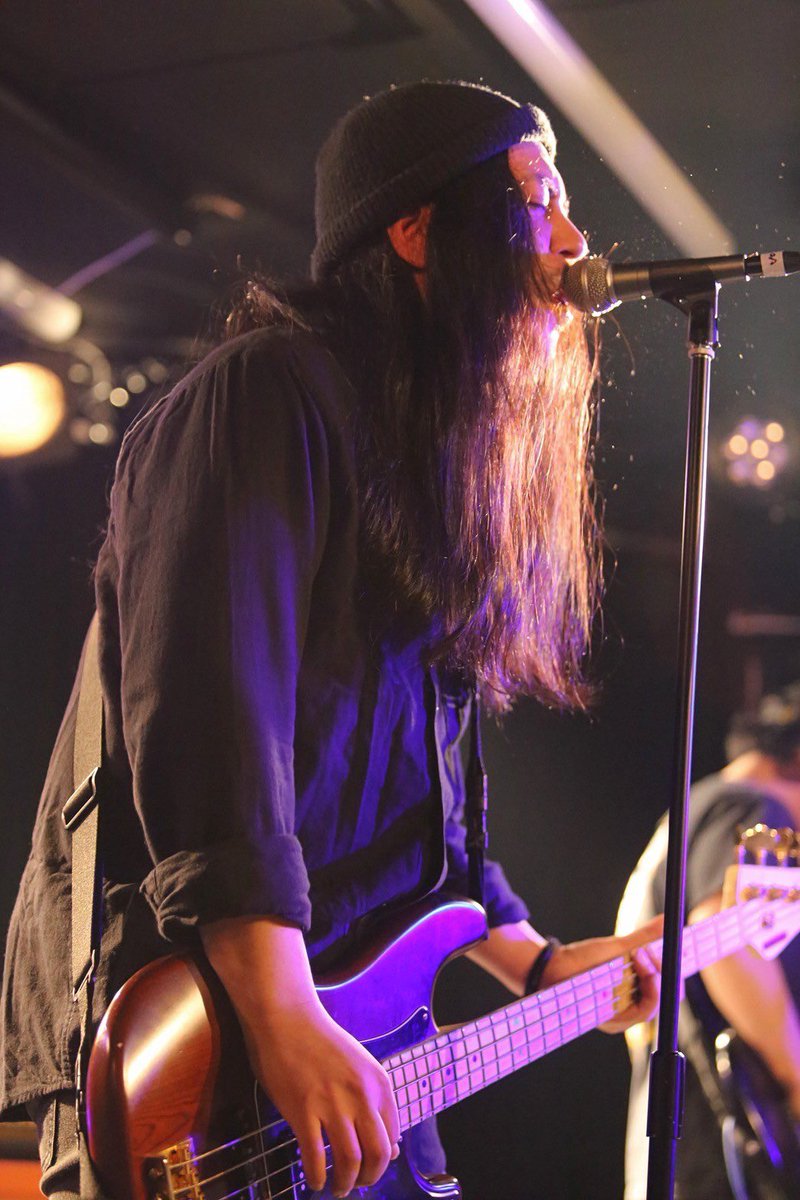 Tomohiro_Ohga's tweet photo. Thank you MEANING.
Making Friends has just begun.
Photo by ใขใณใชใใฌใฟ
#waterweed_jp #schecter #schecterbass #volcom #volcomjapan #volcomdenim #regulator #regcrew #chippewa #chippewaboots #nikisaga #nikisagastrap #maximum10 #lockjawrecords #livephoto https://t.co/imfrD89S8N
