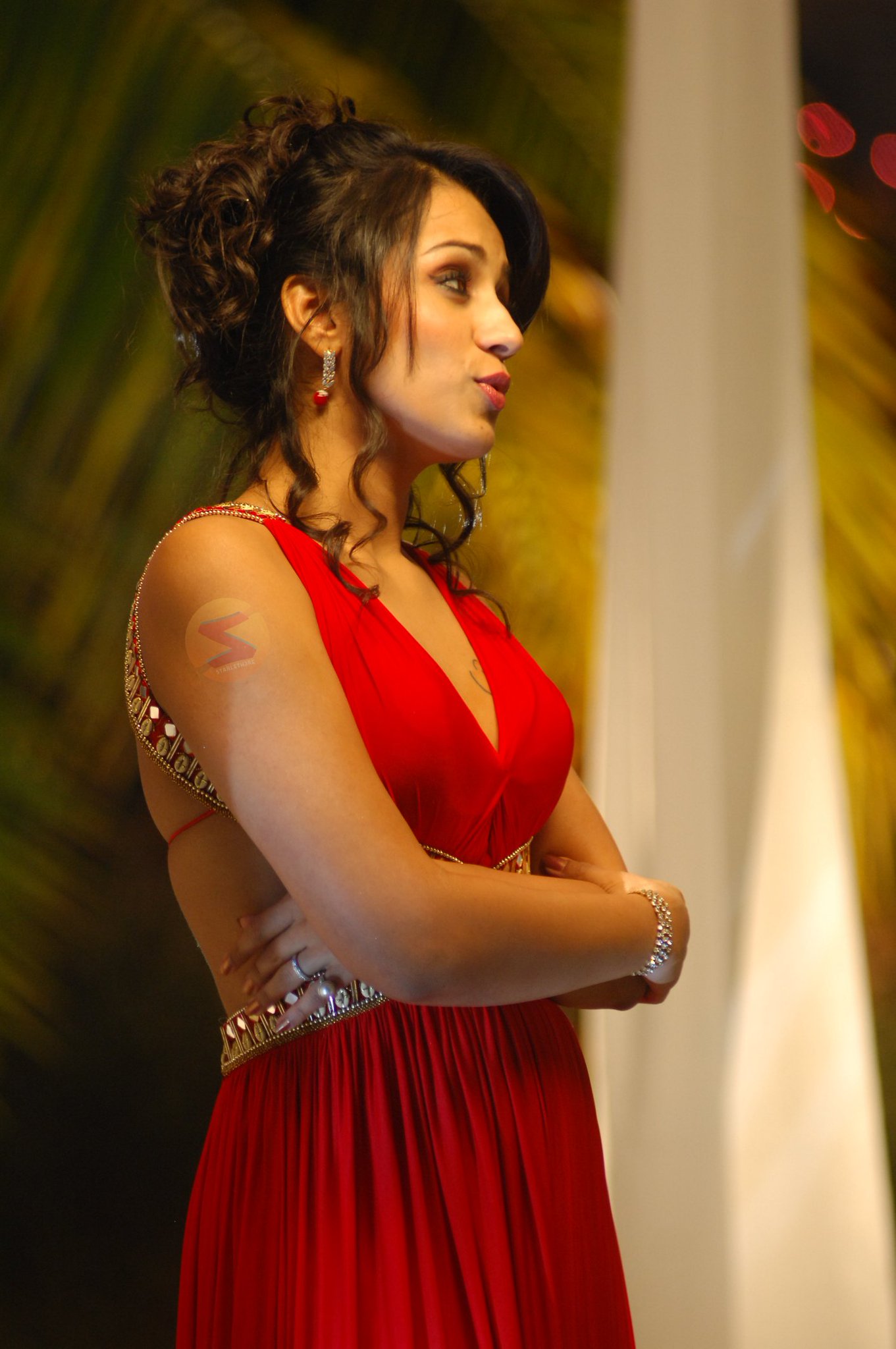 GFzijJaakAABsz9?format=jpg&name=large