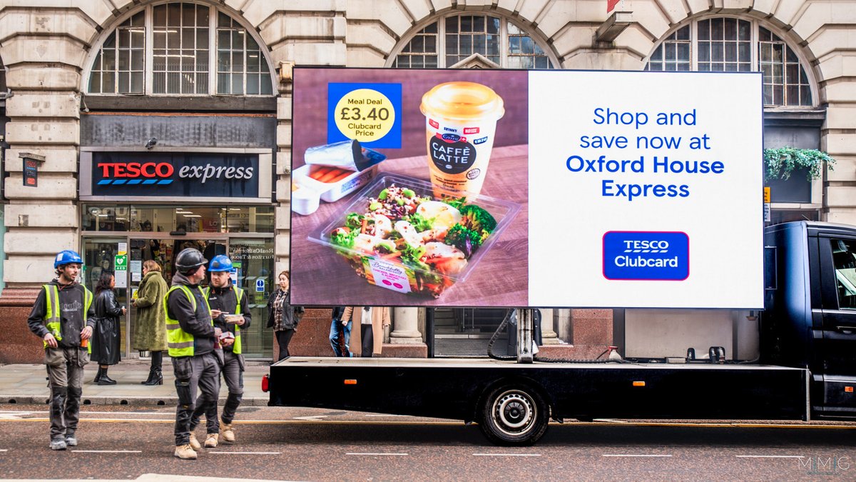 chop135's tweet photo. DOOH getting in and amongst it! 

Some great campaigns going live at the moment and in all the right places 

@MMediaGroupLtd 
#OOH 
#DOOH https://t.co/sWtEcpCfkj