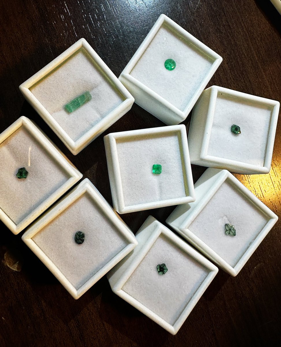 ‘Colombian Emerald’
#Tucsongemshow #Rupeus #emerald